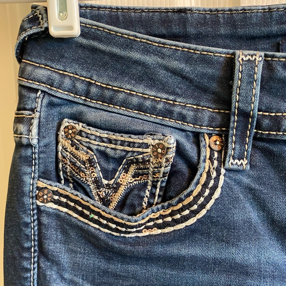 Vigoss jeans. Waist 28 length 28. Like new. Has a good amount of stretch.